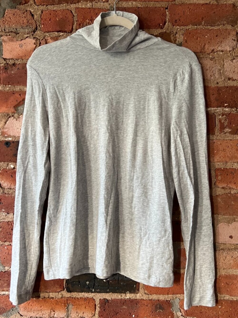 Banana Republic gray mock neck long sleeve